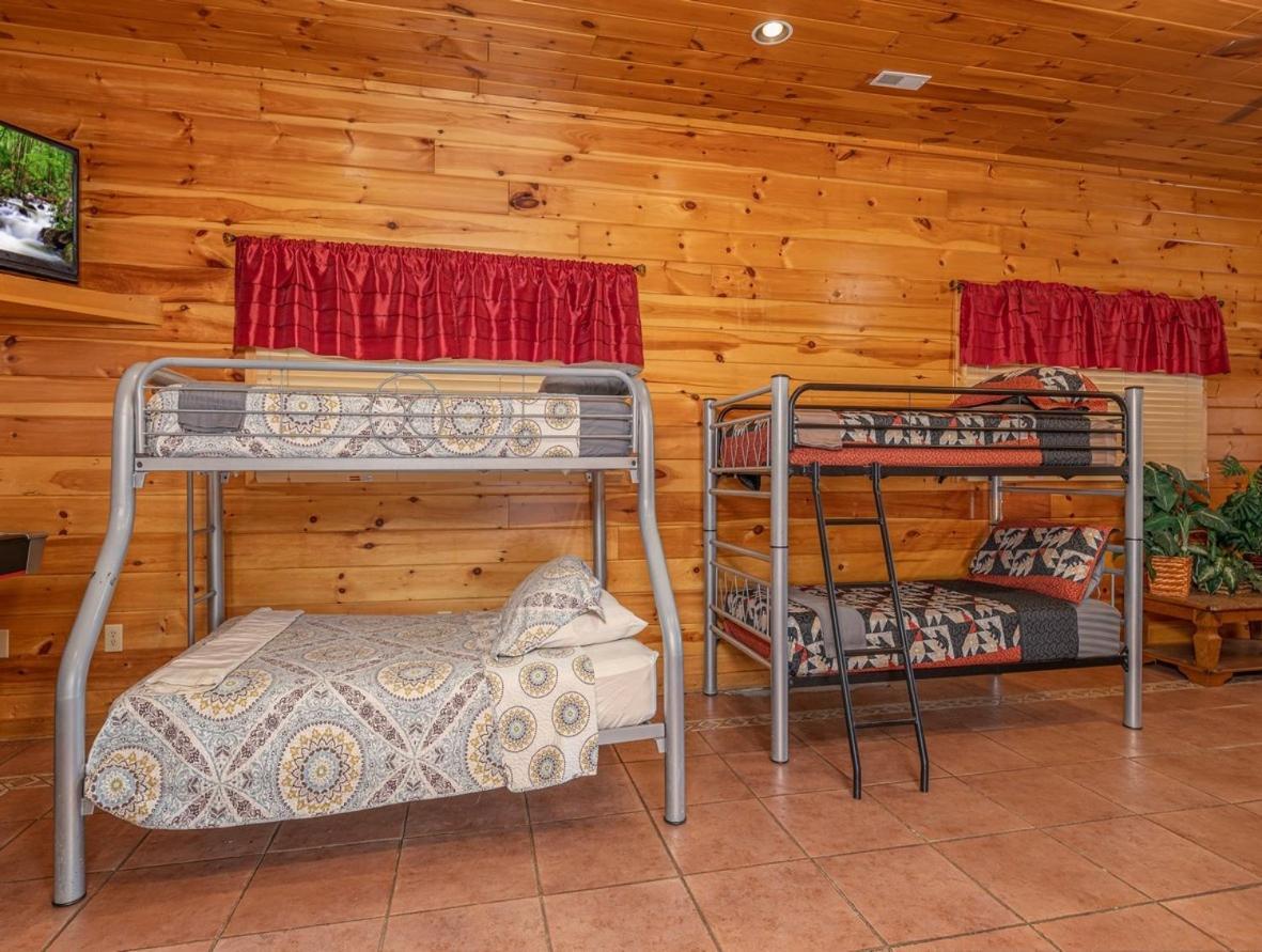 Spacious Party Hut Near Attractions McCookville Екстер'єр фото