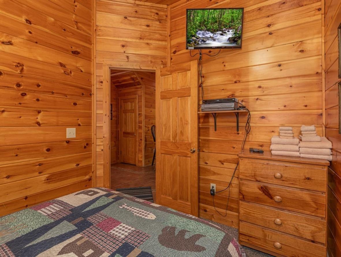 Spacious Party Hut Near Attractions McCookville Екстер'єр фото
